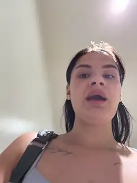 MiraReach live sex cam