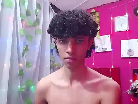 bigcock_twinks live sex cam