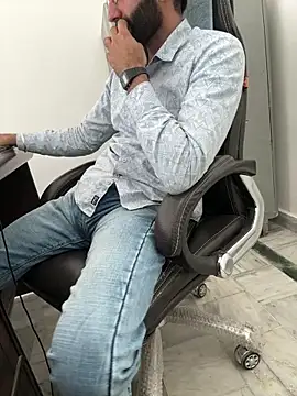 Ronny69y live sex cam