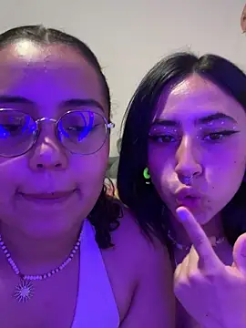 tuli_aily's cam snapshot