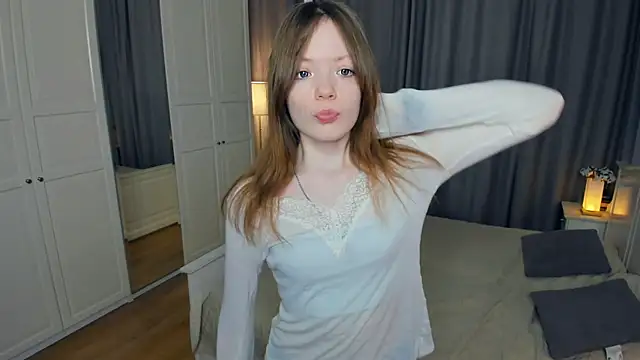 LavenderMitten's cam snapshot