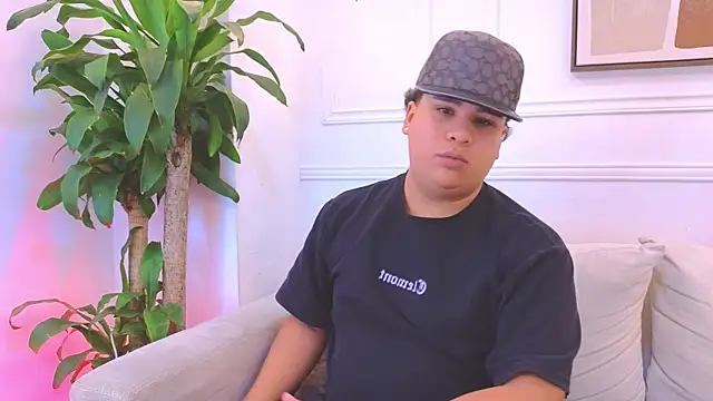 Naim_Bennetsex live sex cam