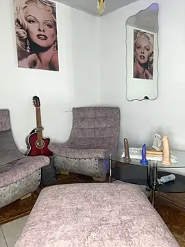 Mydreams69 live sex cam