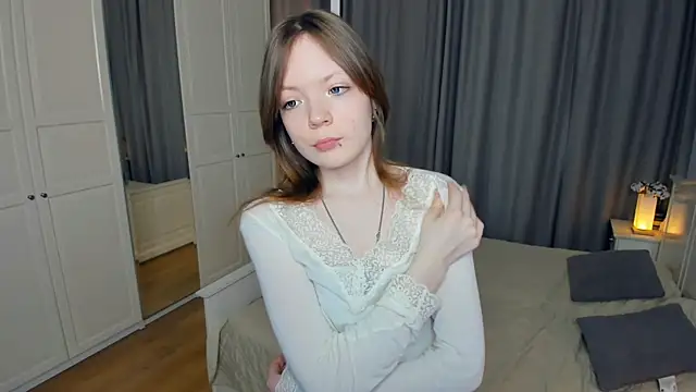 LavenderMitten's cam snapshot