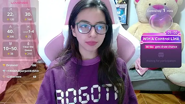 Maggie_Fox3's cam snapshot