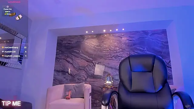 SophieBarnett's cam snapshot