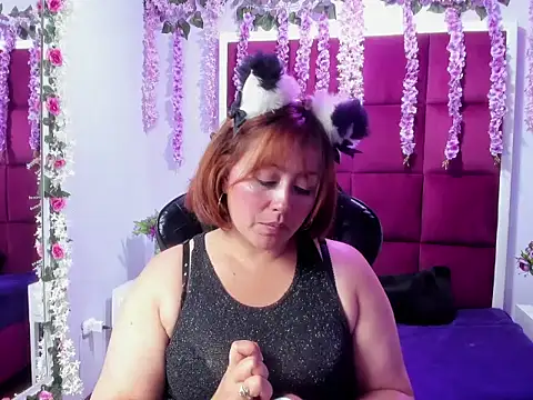 Viooleta_thomson's cam snapshot