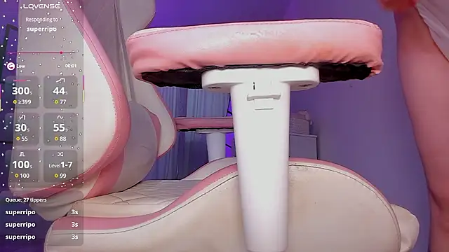 AnnaLunar's cam snapshot