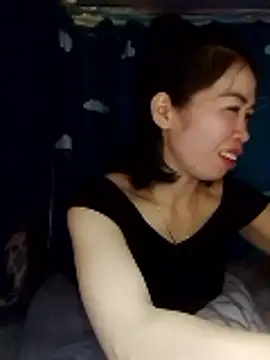 -Lundy- live sex cam