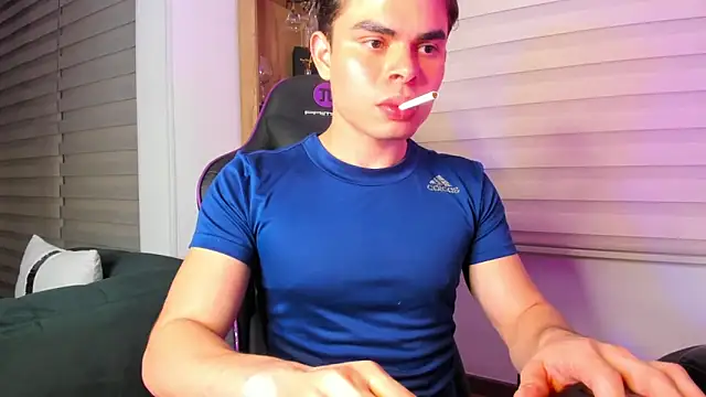 alejooo_twink's cam snapshot