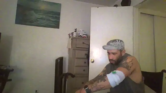 TheDaddio03's cam snapshot