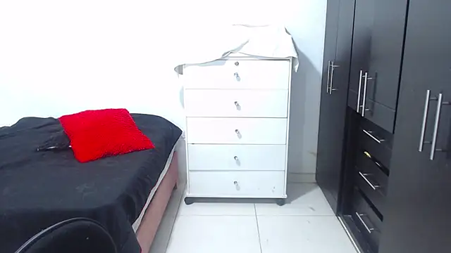 moan_sex2 live sex cam