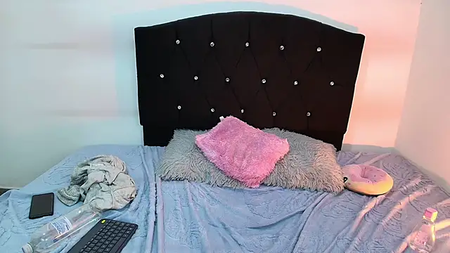 Angelic_17 live sex cam