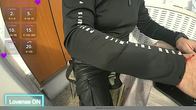 TARKAN1's cam snapshot