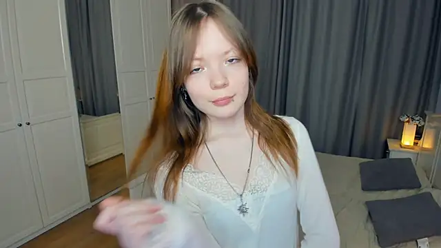 LavenderMitten's cam snapshot