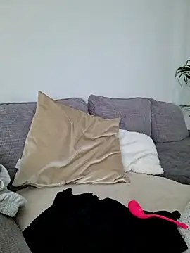 Luna_Veil live sex cam