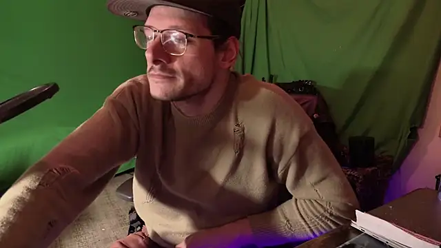 MasterDaddyCool's cam snapshot