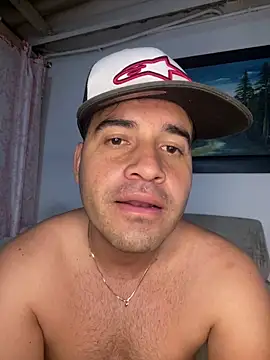 Madeline_Cooper08's cam snapshot