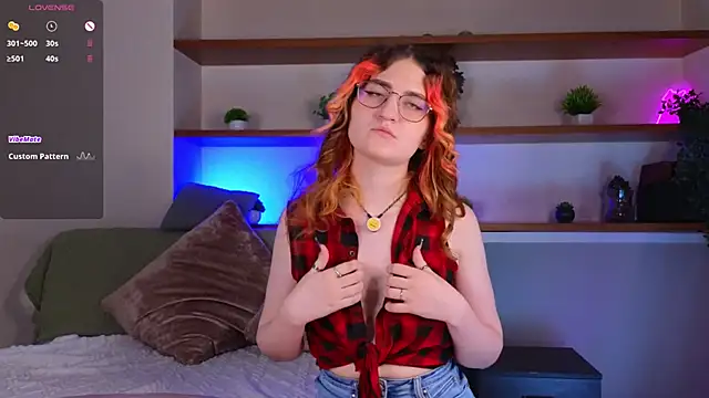 MaggieCata's cam snapshot