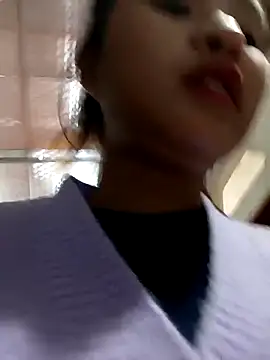 Pretty-haert's cam snapshot