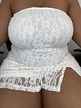 CARAMELGODDESSX23's cam snapshot