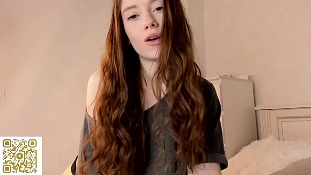 AmyForYouu's cam snapshot