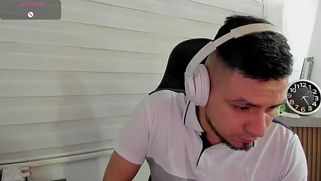 Rick_Adams's cam snapshot