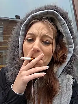 XLisaxx live sex cam