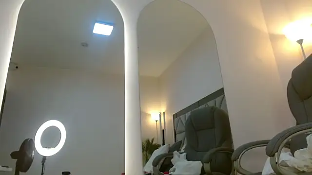 genesis_moretz's cam snapshot