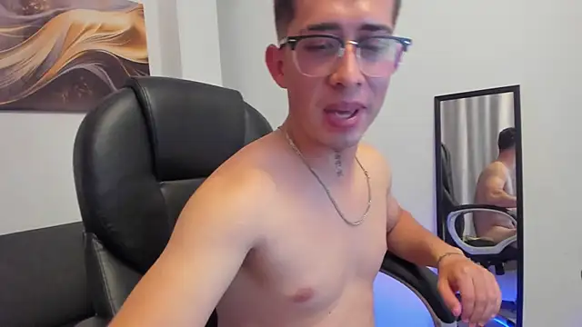 Tommas_Jhonson's cam snapshot