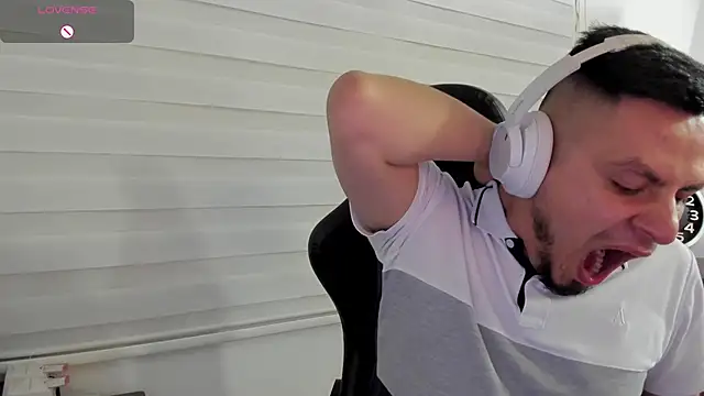 Rick_Adams's cam snapshot