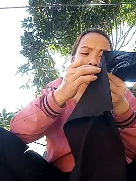 Andrea-688's cam snapshot