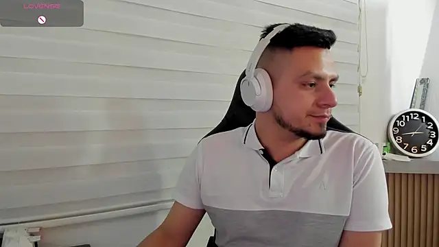 Rick_Adams's cam snapshot