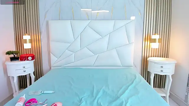 naomibely's cam snapshot