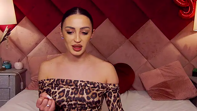 VictoriaLanes's cam snapshot