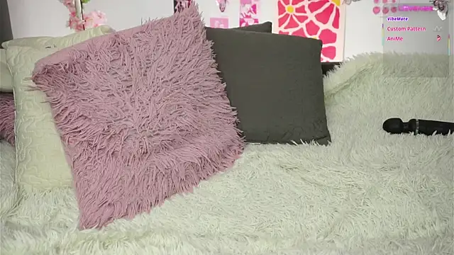 AmiLewis's cam snapshot