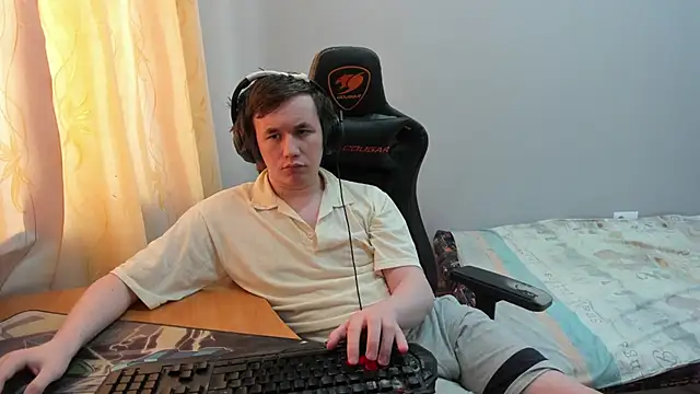 iliaskrislove live sex cam