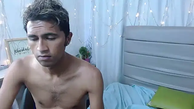 Cecilia_and_Carlos's cam snapshot