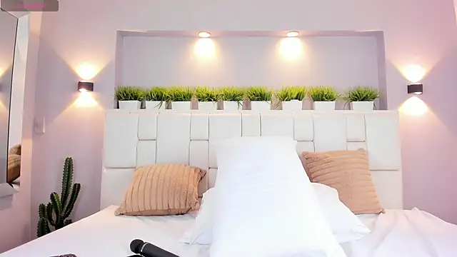 LunnaBlake's cam snapshot