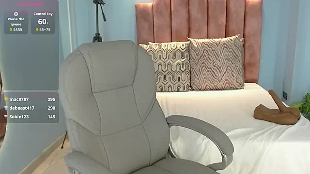 Milaa_Star_'s cam snapshot