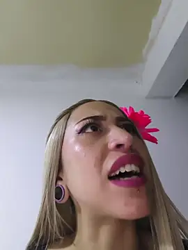 Holistic_Ambrita's cam snapshot