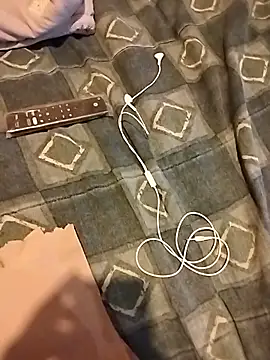 Riverict0r's cam snapshot