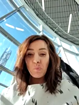 EvaXOAir live sex cam