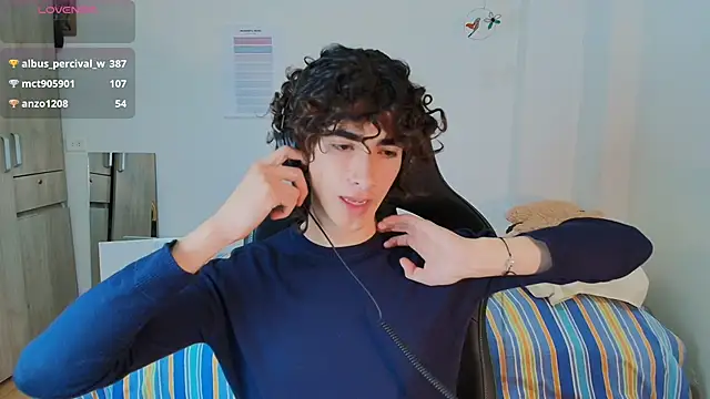 Nude_Boy18's cam snapshot