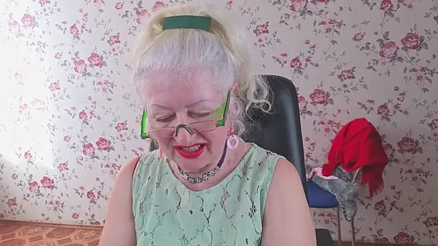 Maya_Mayflower's cam snapshot