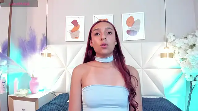 Bella__Peach's cam snapshot