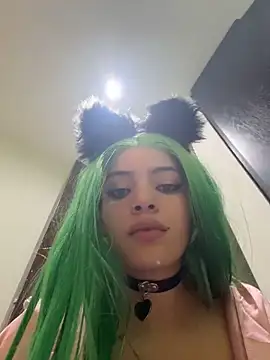 romanovanita's cam snapshot