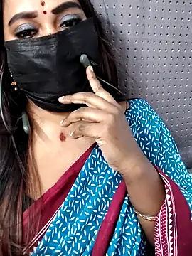 Cutie_nila26 live sex cam