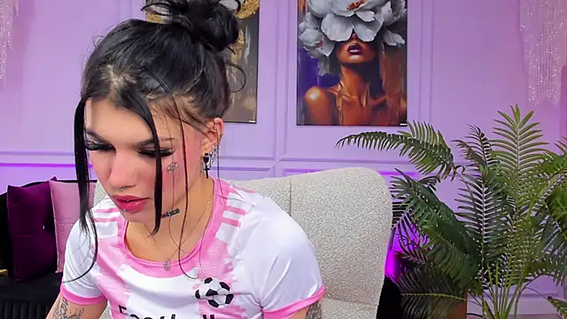 YasminWild live sex cam