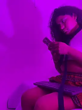 canelaa_sweet5's cam snapshot